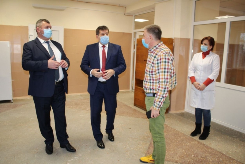 Голова обласної ради: шукаємо рішення забезпечення нової інфекційної лікарні киснем