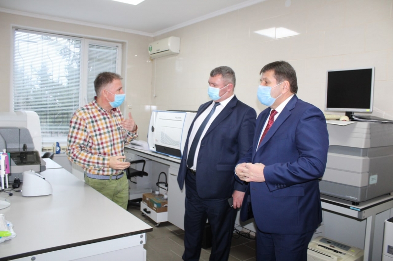 Голова обласної ради: шукаємо рішення забезпечення нової інфекційної лікарні киснем