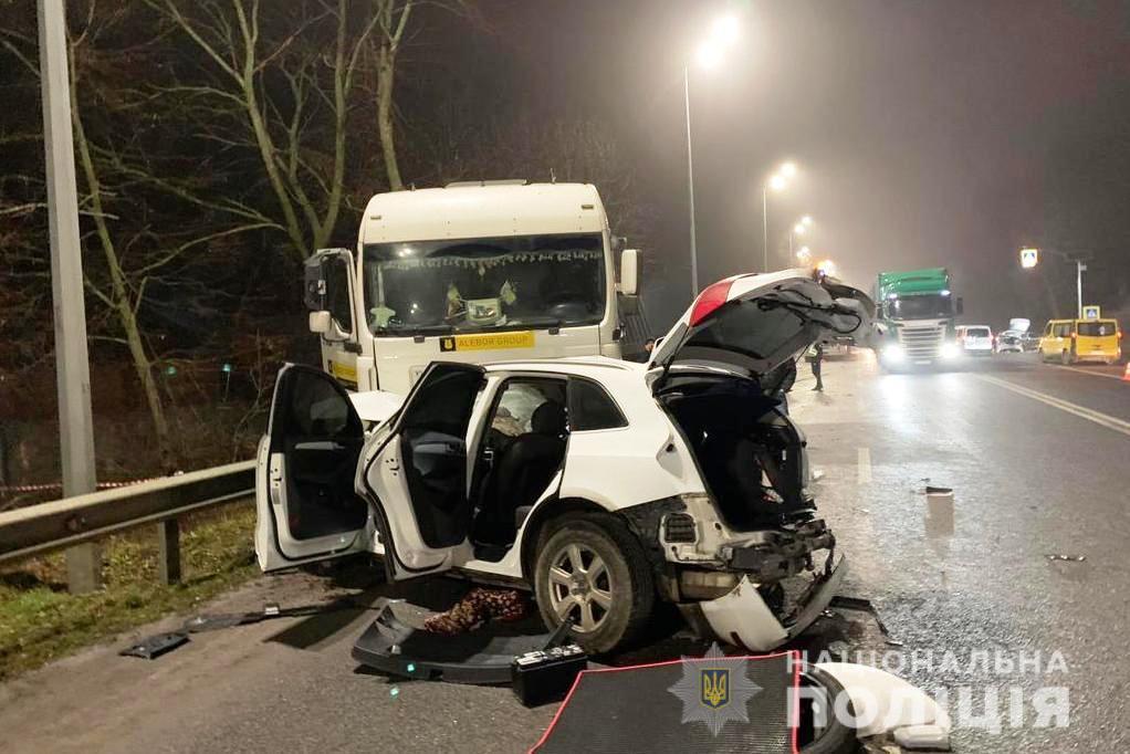 ДТП у Писарівці: двоє водіїв – у лікарні, пасажир – помер