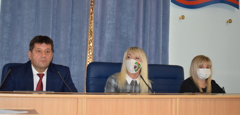 Спершу звіт – потім програма: депутати Вінницької обласної ради змінили правила гри