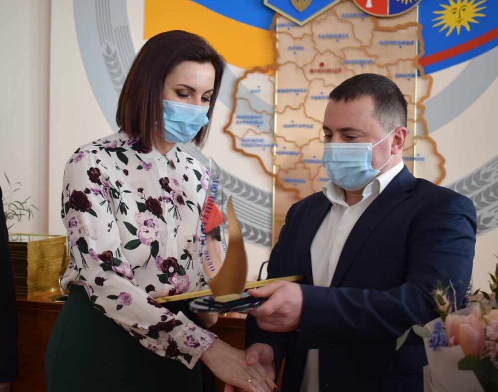 Депутатку від "Української Стратегії Гройсмана" Людмилу Станіславенко визнано "Людиною року"