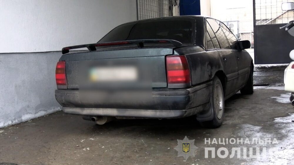 Затримано злочинну групу «телефонних» шахраїв з Одеси, які ошукували пенсіонерів по всій Україні
