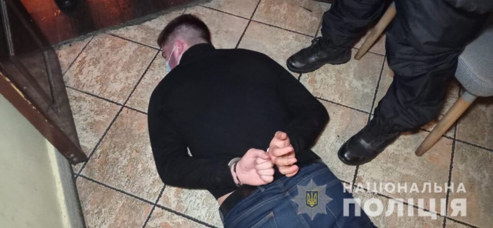 (без назви)