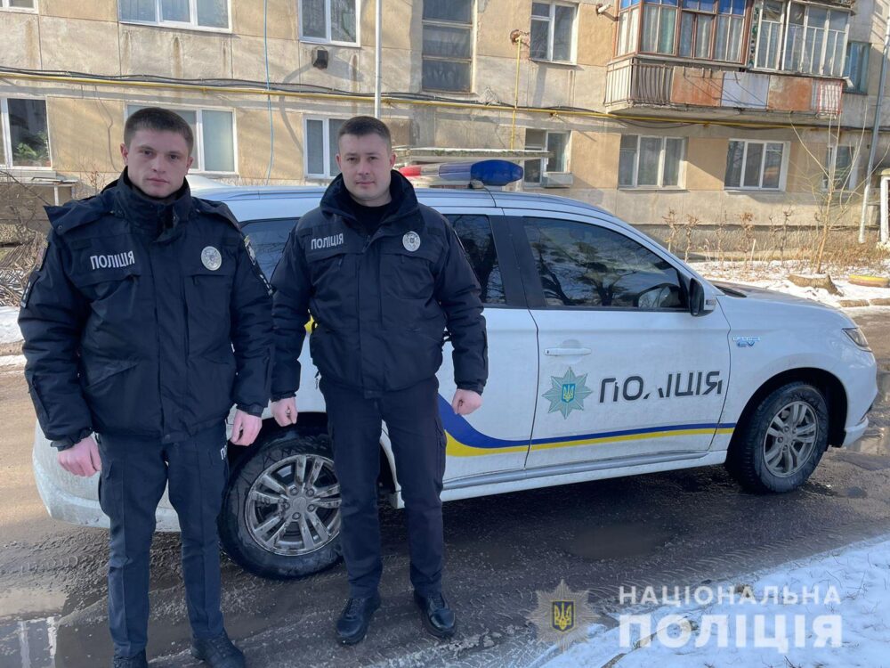 (без назви)