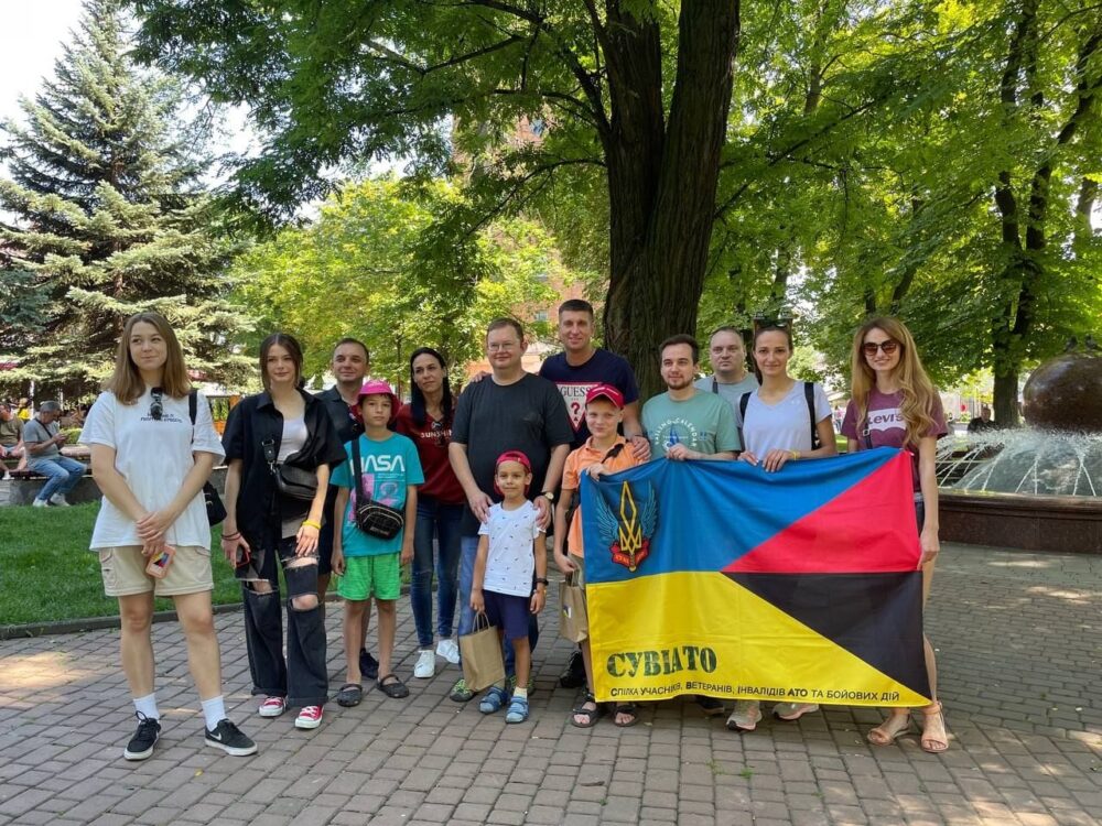 “Шахові романтики” - вундеркінди з Вінниці зібрали 7,5 тисяч гривень на ЗСУ