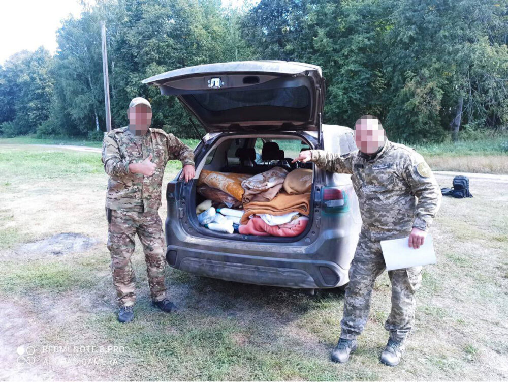 Вінницькі волонтери направили допомогу бійцям на кордоні України
