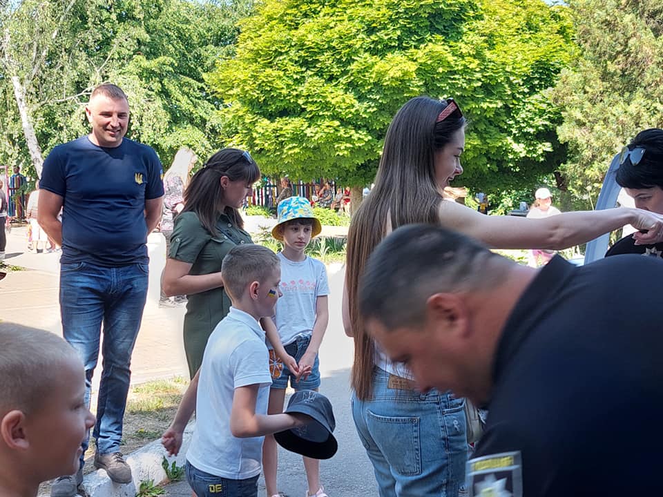 Конкурси, розваги та солодощами: у Турбові на Вінниччині відзначили День захисту дітей