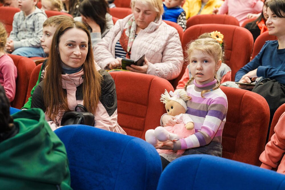 У Вінниці Міжрегіональний координаційний гуманітарний штаб вкотре порадував дітлахів