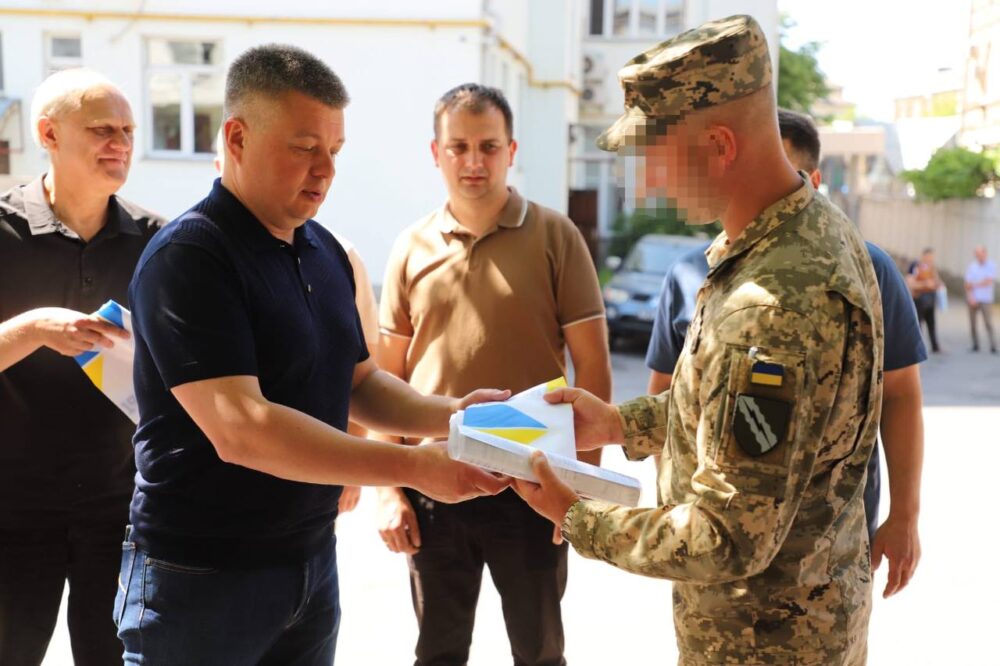 Міжрегіональний координаційний гуманітарний штаб передав на фронт 30 унікальних тепловізорів