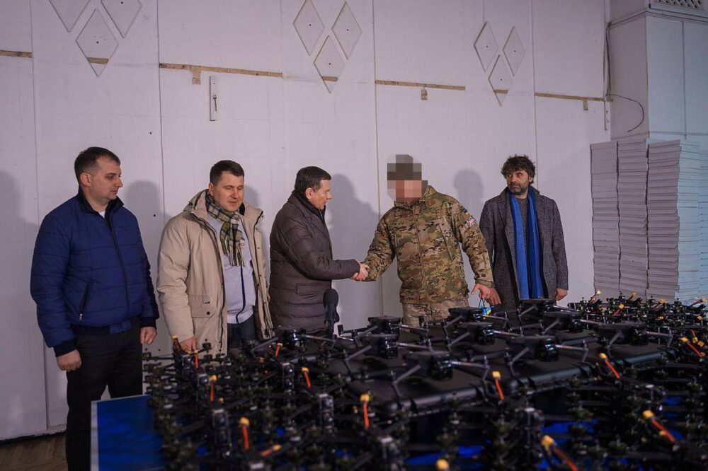 500 FPV-дронів, 50 скидів, 40 Mavic 3T та багато іншого — велика передача від Міжрегіонального координаційного гуманітарного штабу для військових
